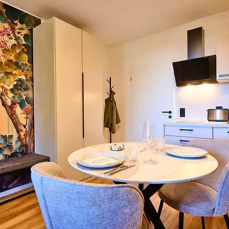 Tropical-apartment Daire